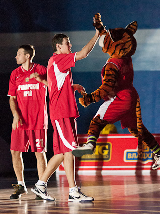 «Спартак-Приморье» - «Северсталь» 76:64