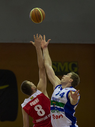 «Спартак-Приморье» - «Университет-Югра» 69:73 