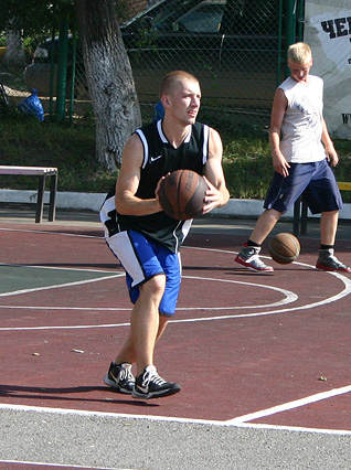 На Ghetto Basket по-прежнему жарко