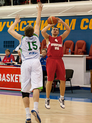 «Спартак-Приморье» - «Университет-Югра» 73:69