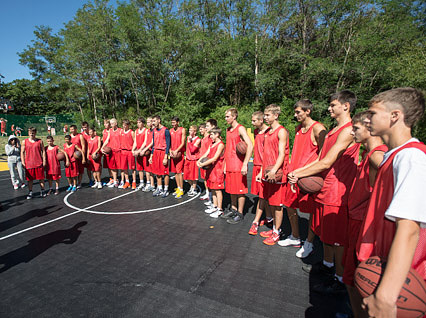 Рой Джонс Джуниор в спортивном центре «Спарта»