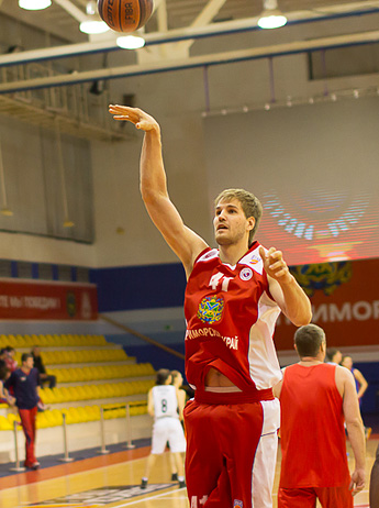 «КЭС-БАСКЕТ»: в финале Сибирцево и Находка