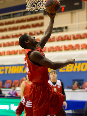 «КЭС-БАСКЕТ»: в финале Сибирцево и Находка