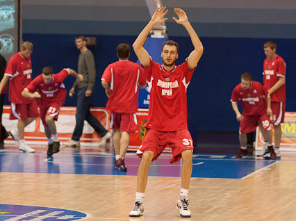 «Спартак-Приморье» - «Рязань» 97:66