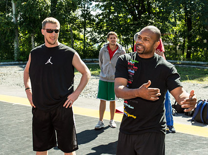 Рой Джонс Джуниор в спортивном центре «Спарта»