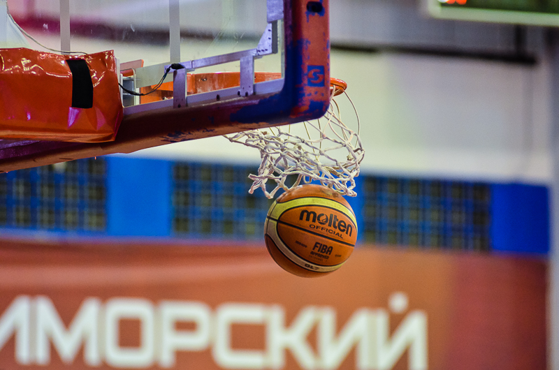 Суперлига. «Спартак-Приморье» - «ТЕМП-СУМЗ-УГМК» 69:76