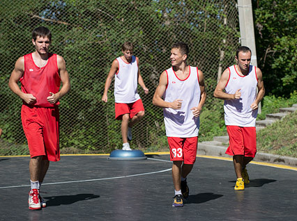 «Спартак-Приморье» тренируется в «Спарте» 