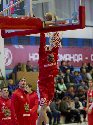 «Спартак-Приморье» - «Университет-Югра» 69:73 